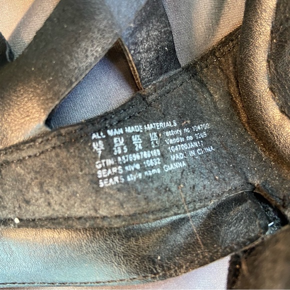 Bongo Gladiator Sandals - Picture 6 of 8